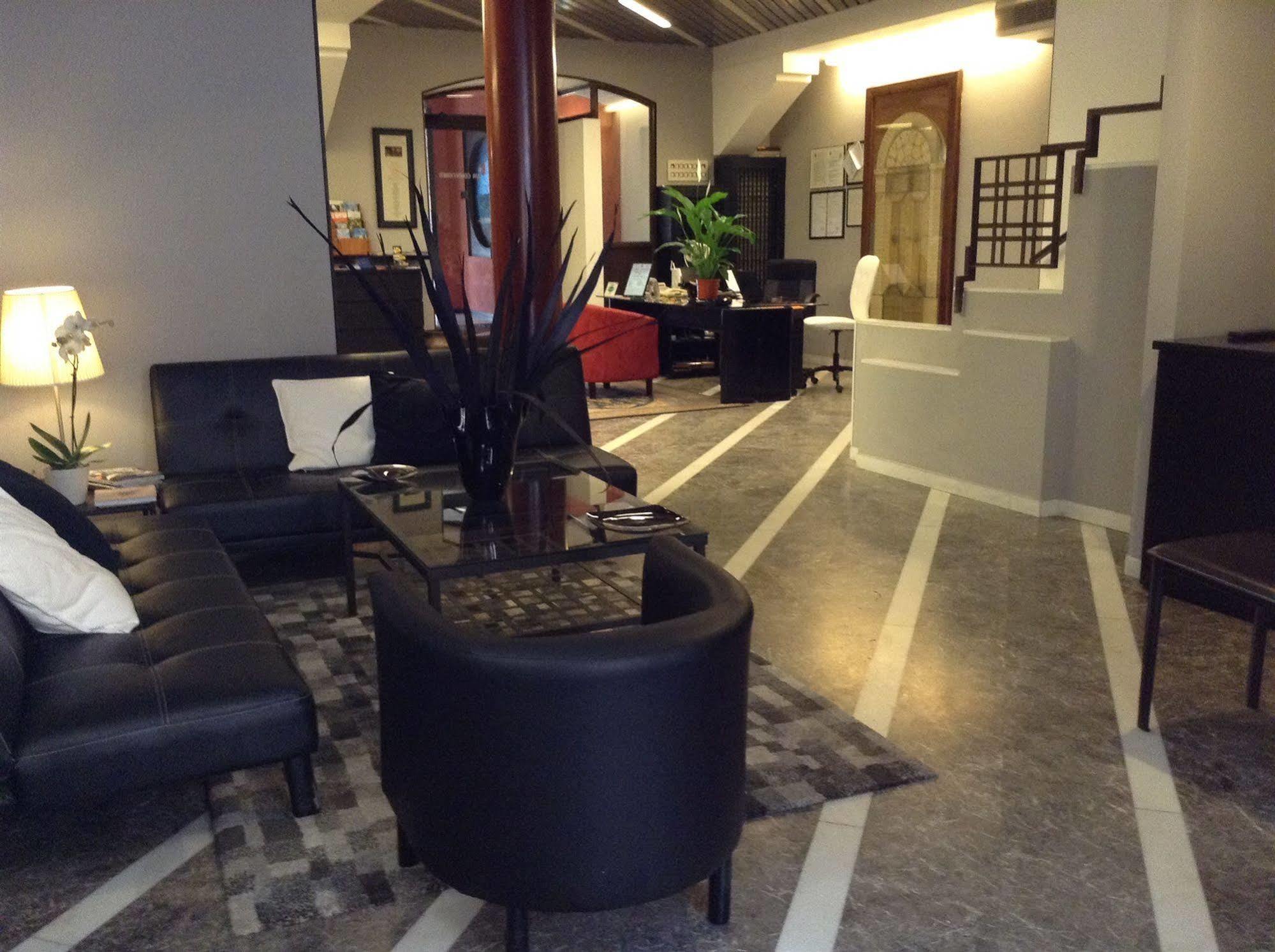 Hotel Residenza Alighieri باردولينو المظهر الخارجي الصورة