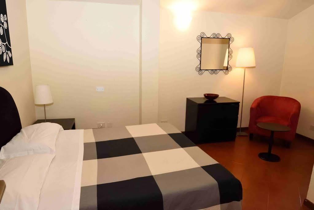 Hotel Residenza Alighieri باردولينو المظهر الخارجي الصورة